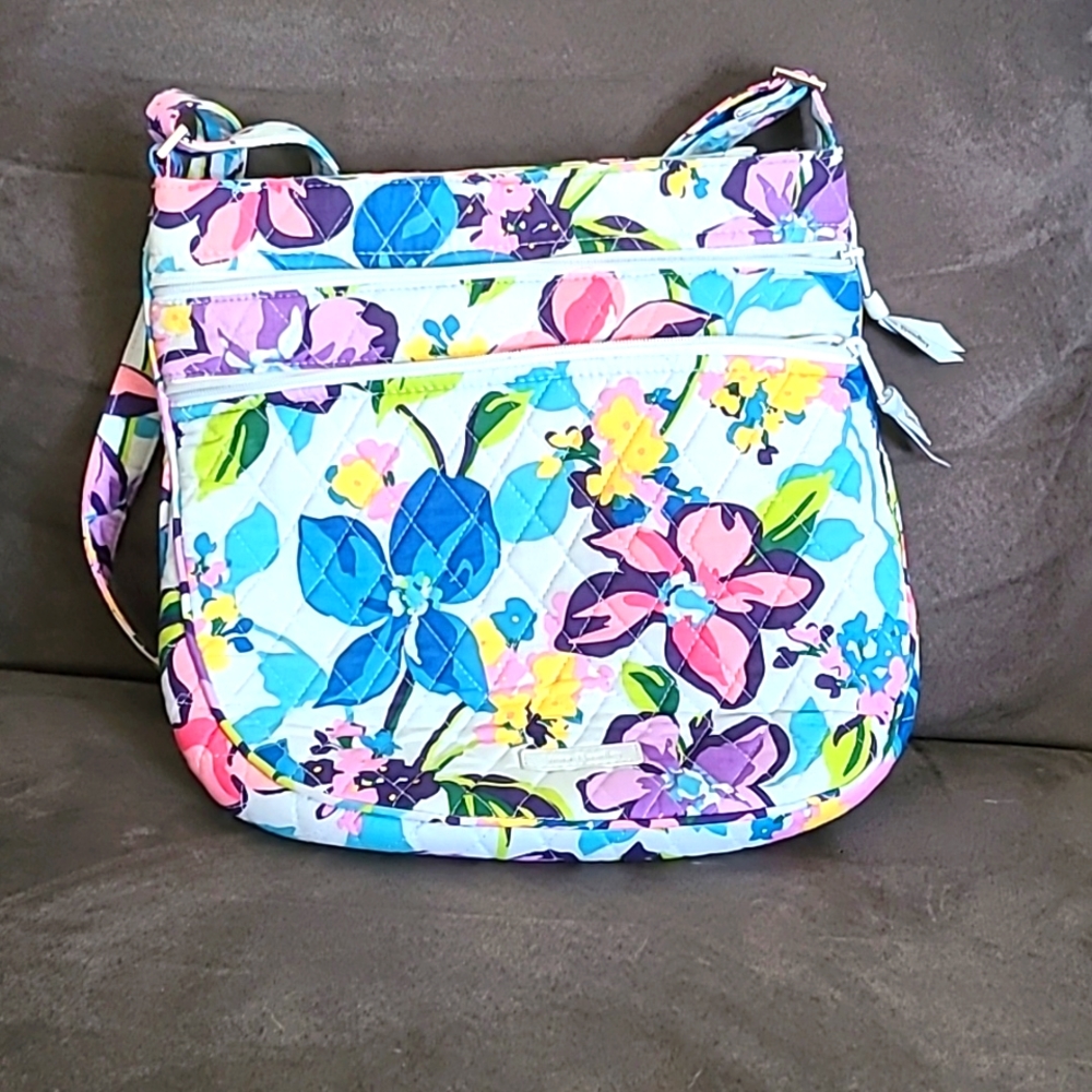 Vera Bradley purse / bag! OS floral print!